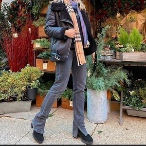 Zara High Rise Slim Jeans With Split Hems